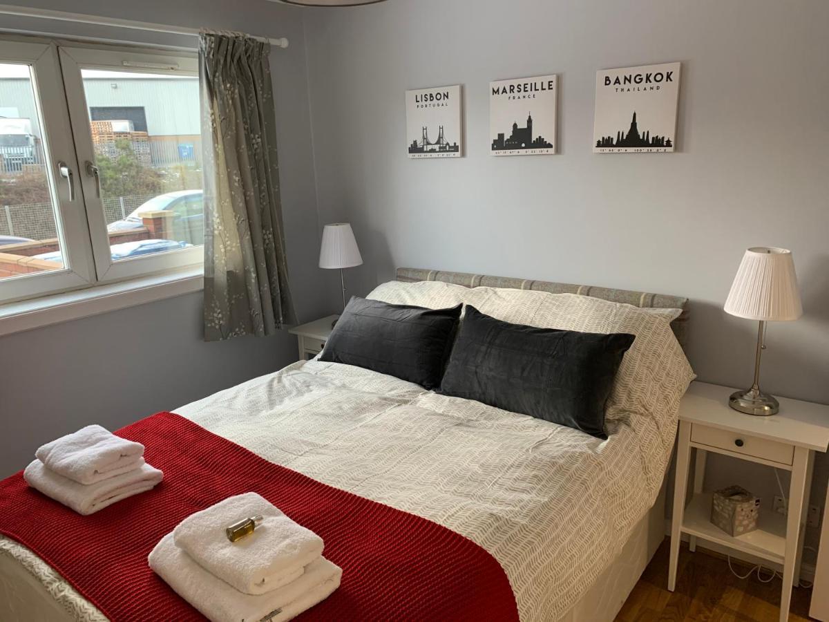 Flat One, 212 Eaglesham Road, East Kilbride, Glasgow Eksteriør bilde